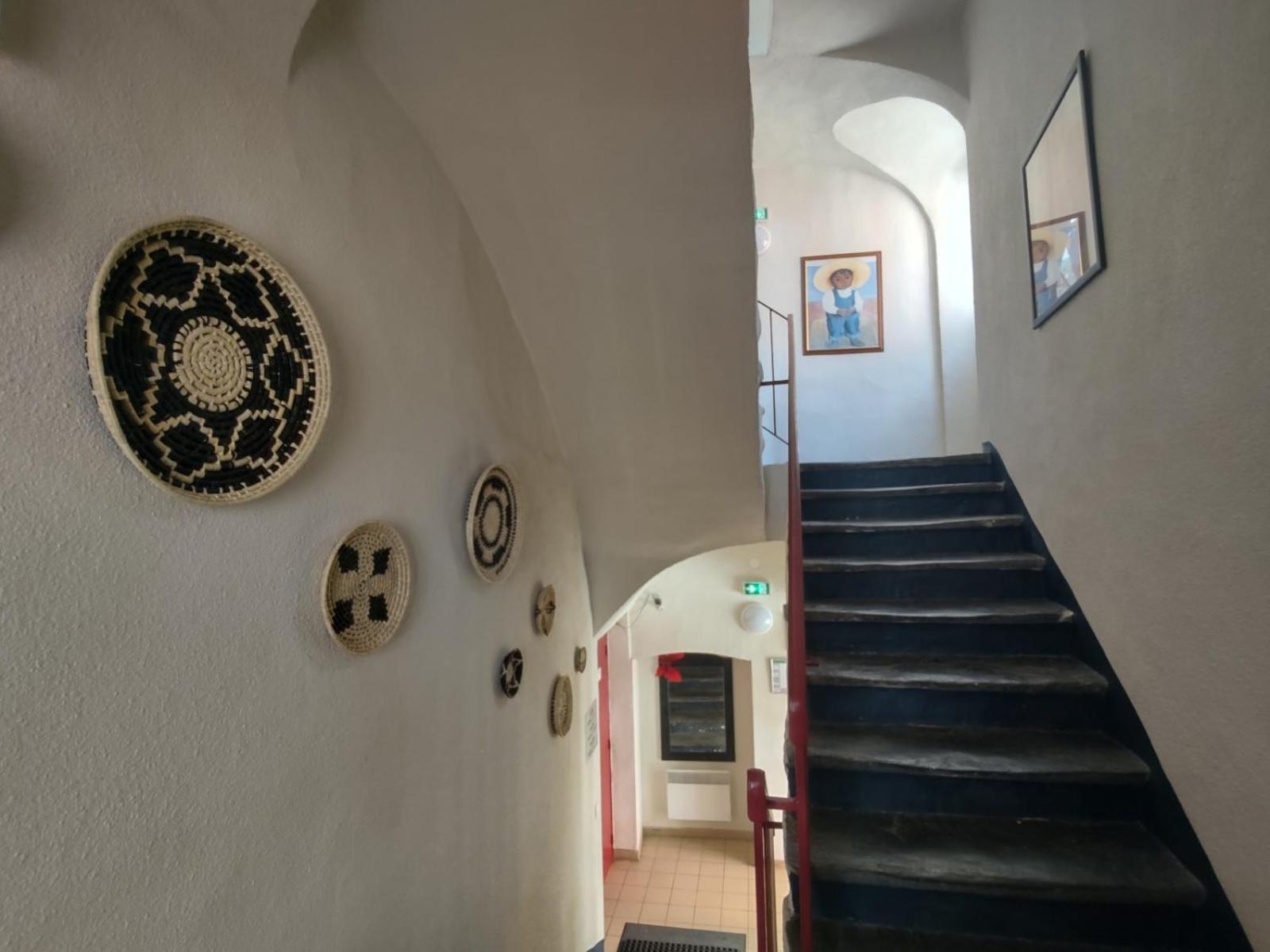 Hotel Central Saint-Pierre-dʼAlbigny المظهر الخارجي الصورة